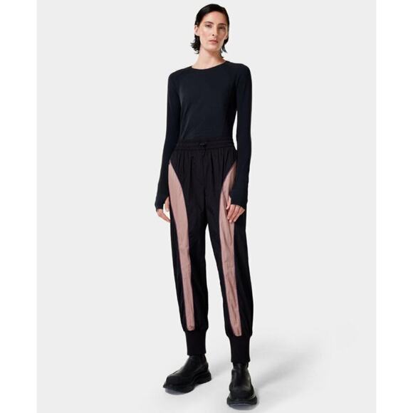 NWT Sweaty Betty Statement Nylon Trouser Night - Picture 1 of 8